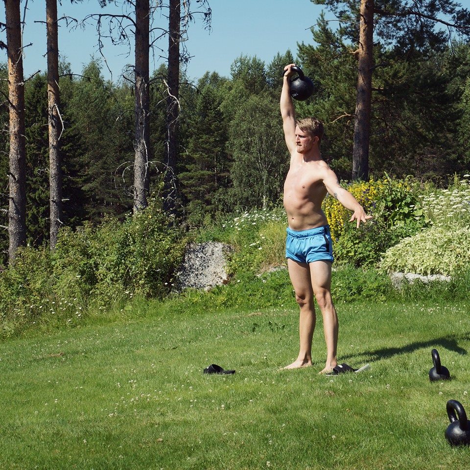 semester pt i västerås patrick rapp personig tränare personal trainer malmqvist jimmy massage kettlebell norrland