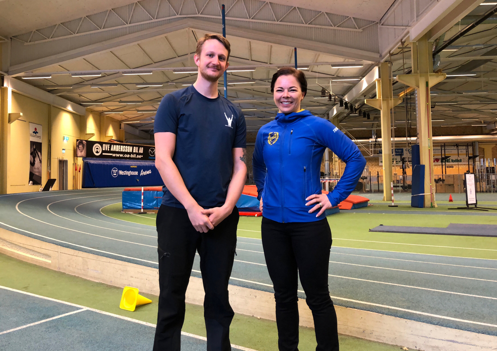 personliga tränaren Patrick rapp tillsammans med Västerås Friidrottsklubbs ordföranden Patrizia Strandman