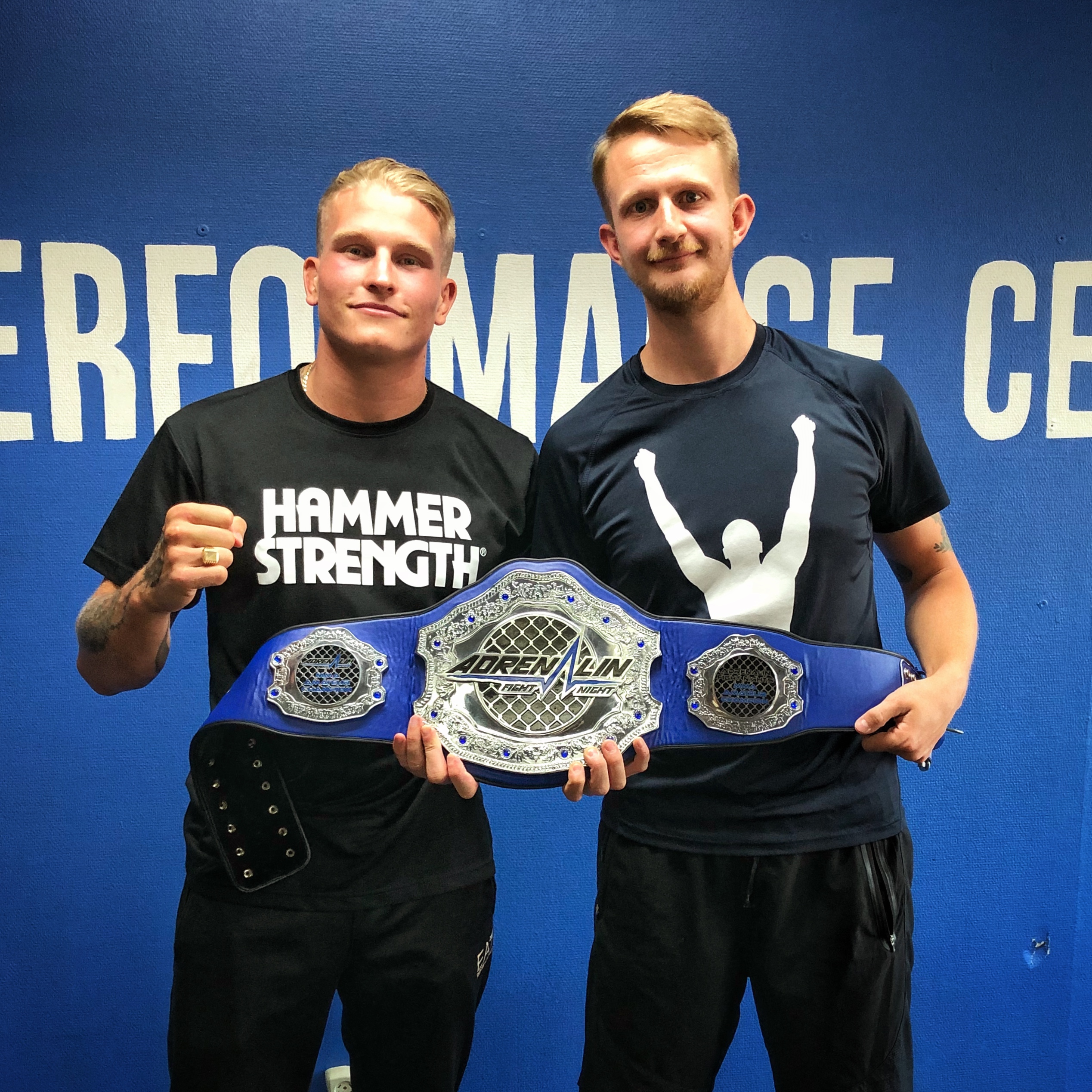 MMA fightern Robin Roos med vår personliga tränare Patrick Rapp